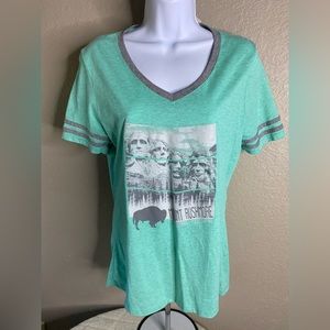 Nwt Mount Rushmore shirt nwt Womens medium